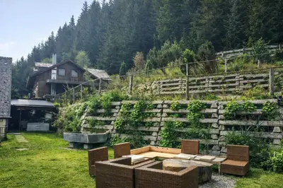Ein Garten an der Unterkunft Land - Haus