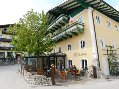 Das Gebäude in dem sich die Ferienwohnung befindet