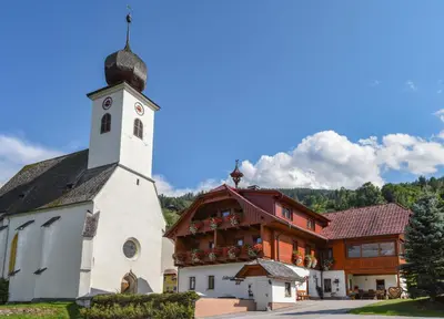 Das Gebäude in dem sich die Pension befindet