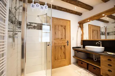Ein Badezimmer in der Unterkunft Haus Weidmannsheil - Wohnen im romantischen Forsthaus