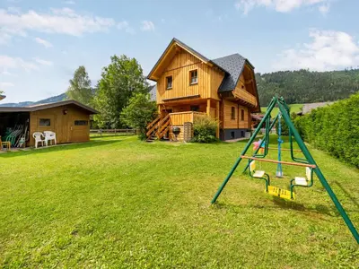 Ein Kinderspielbereich in der Unterkunft Chalet Bergerlodge by Interhome