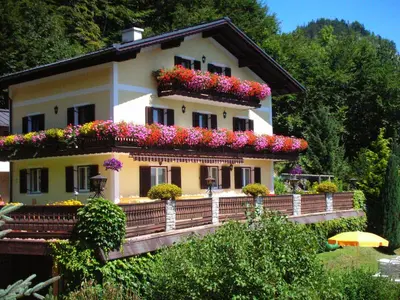 Ein Garten an der Unterkunft Haus Ebner
