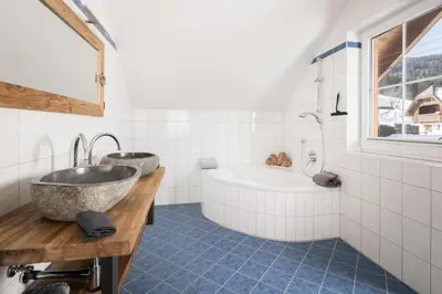 Ein Badezimmer in der Unterkunft Pistenblick Chalet
