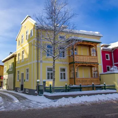 Das Gebäude in dem sich die Ferienwohnung befindet