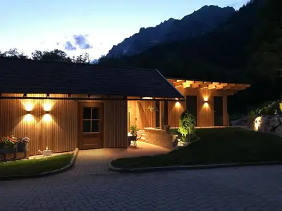 Ein allgemeiner Bergblick oder ein Berglick von der Ferienwohnung aus