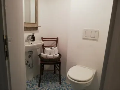 Ein Badezimmer in der Unterkunft Fancy Luxury Home In Former Tavern