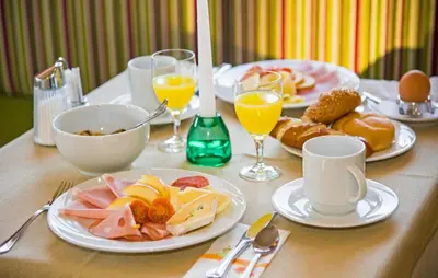 Essen im Hotel oder in der Nähe