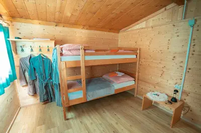 Ein Bett oder Betten in einem Zimmer der Unterkunft Raddörfl