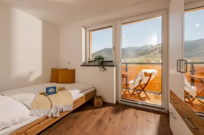 Ein allgemeiner Bergblick oder ein Berglick von der Ferienwohnung aus