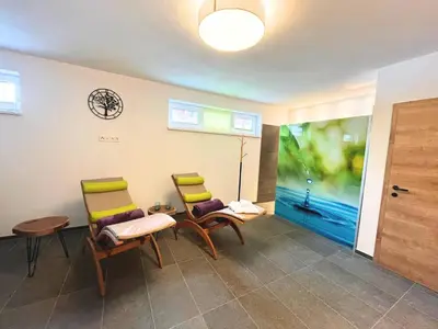 Ein Sitzbereich in der Unterkunft Appartements Blumenwiese