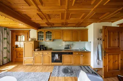 Küche/Küchenzeile in der Unterkunft Alpenrelax Haus Weidmannsheil wohnen im romantischen Forsthaus