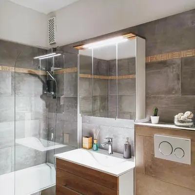 Ein Badezimmer in der Unterkunft Jonas Deluxe Apartment Panoramablick