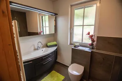 Ein Badezimmer in der Unterkunft Ferienhaus Stolz