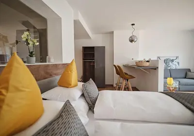 Ein Sitzbereich in der Unterkunft SEE Moment Appartements ADULTS ONLY