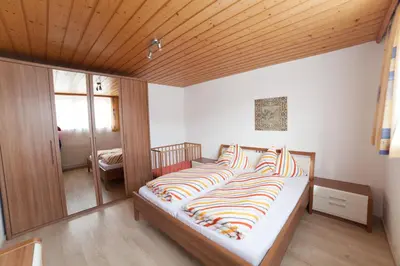Ein Bett oder Betten in einem Zimmer der Unterkunft Haus Bucher