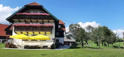Das Gebäude in dem sich das Bed & Breakfast befindet