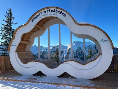 Ein allgemeiner Bergblick oder ein Berglick von der Ferienwohnung aus