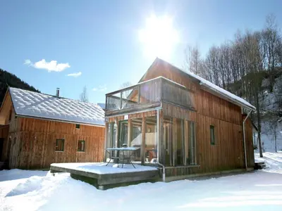 Chalet Stadl an der Mur near Ski Slopes im Winter