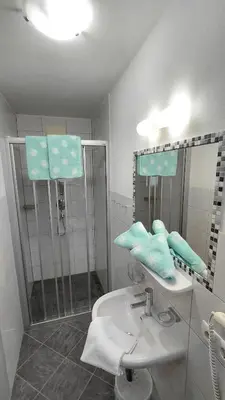 Ein Badezimmer in der Unterkunft Haus Lienbacher
