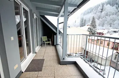 Ein allgemeiner Bergblick oder ein Berglick von der Ferienwohnung aus