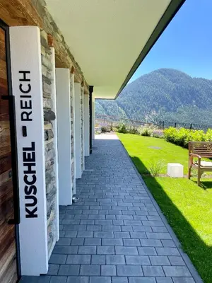 Ein allgemeiner Bergblick oder ein Berglick von der Ferienwohnung aus