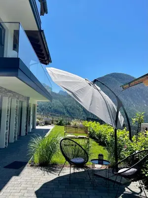 Ein allgemeiner Bergblick oder ein Berglick von der Ferienwohnung aus
