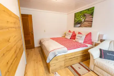 Ein Bett oder Betten in einem Zimmer der Unterkunft Bergidyll Top 1 Gartenwohnung