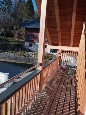Ein Balkon oder eine Terrasse in der Unterkunft Ferienhaus Alpengarten