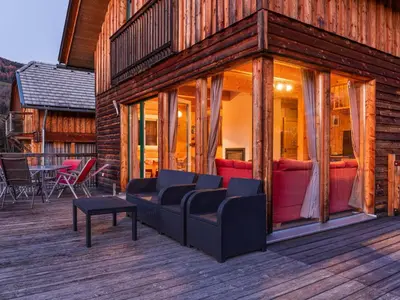 Das Gebäude in dem sich das Chalet befindet