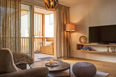 TV/Unterhaltungsangebot in der Unterkunft die Tauplitz Lodges - Alm Lodge A5 by AA Holiday Homes
