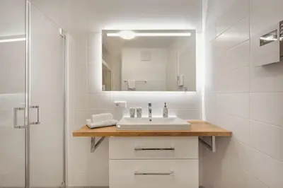 Ein Badezimmer in der Unterkunft die Tauplitz Lodges - Alm Lodge A5 by AA Holiday Homes