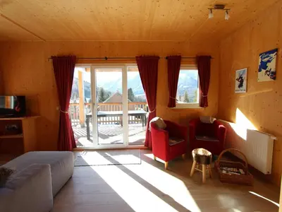 Ein Sitzbereich in der Unterkunft Chalet in Hohentauern am Skilift