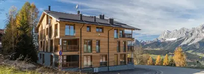 Ein allgemeiner Bergblick oder ein Berglick von der Ferienwohnung aus