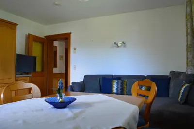 Ein Sitzbereich in der Unterkunft Ferienwohnung Ehrenreich/Pichler