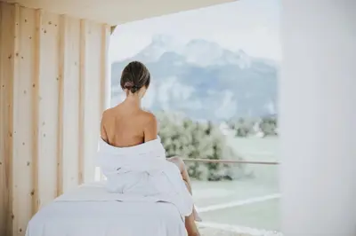 Ein allgemeiner Bergblick oder ein Berglick von des Hotels aus