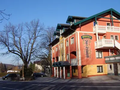 Das Gebäude in dem sich das Hotel befindet