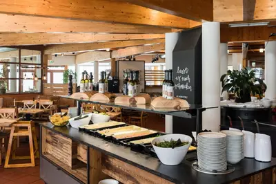 Essen im Resort oder in der Nähe