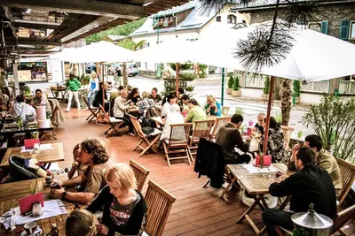 Gäste, die in der Unterkunft Hotel Wintergarten übernachten