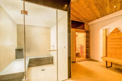Ein Badezimmer in der Unterkunft Hotel Vitaler Landauerhof