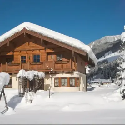 Cozy holiday apartment close to the slopes