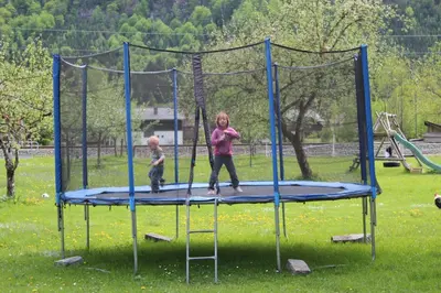 Ein Kinderspielbereich in der Unterkunft Ferienhof Osl