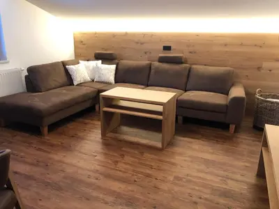 Ein Sitzbereich in der Unterkunft Oberstockerhof