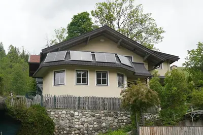 Das Gebäude in dem sich die Ferienwohnung befindet