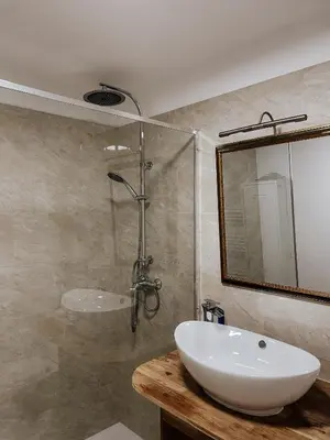 Ein Badezimmer in der Unterkunft Traunsee Design Apartment for 2 People