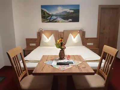 Ein Sitzbereich in der Unterkunft Hotelpension Oberauer Wagrain
