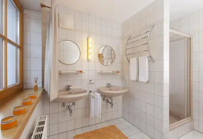 Ein Badezimmer in der Unterkunft Appartementhaus Erasim