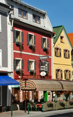 Das Gebäude in dem sich das Hotel befindet