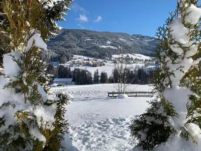 Sonnenhütte im Winter