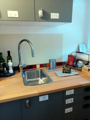 Küche/Küchenzeile in der Unterkunft Wanderlust Boutique Rooms