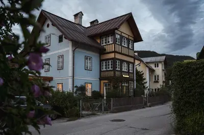 Das Gebäude in dem sich das Bed & Breakfast befindet